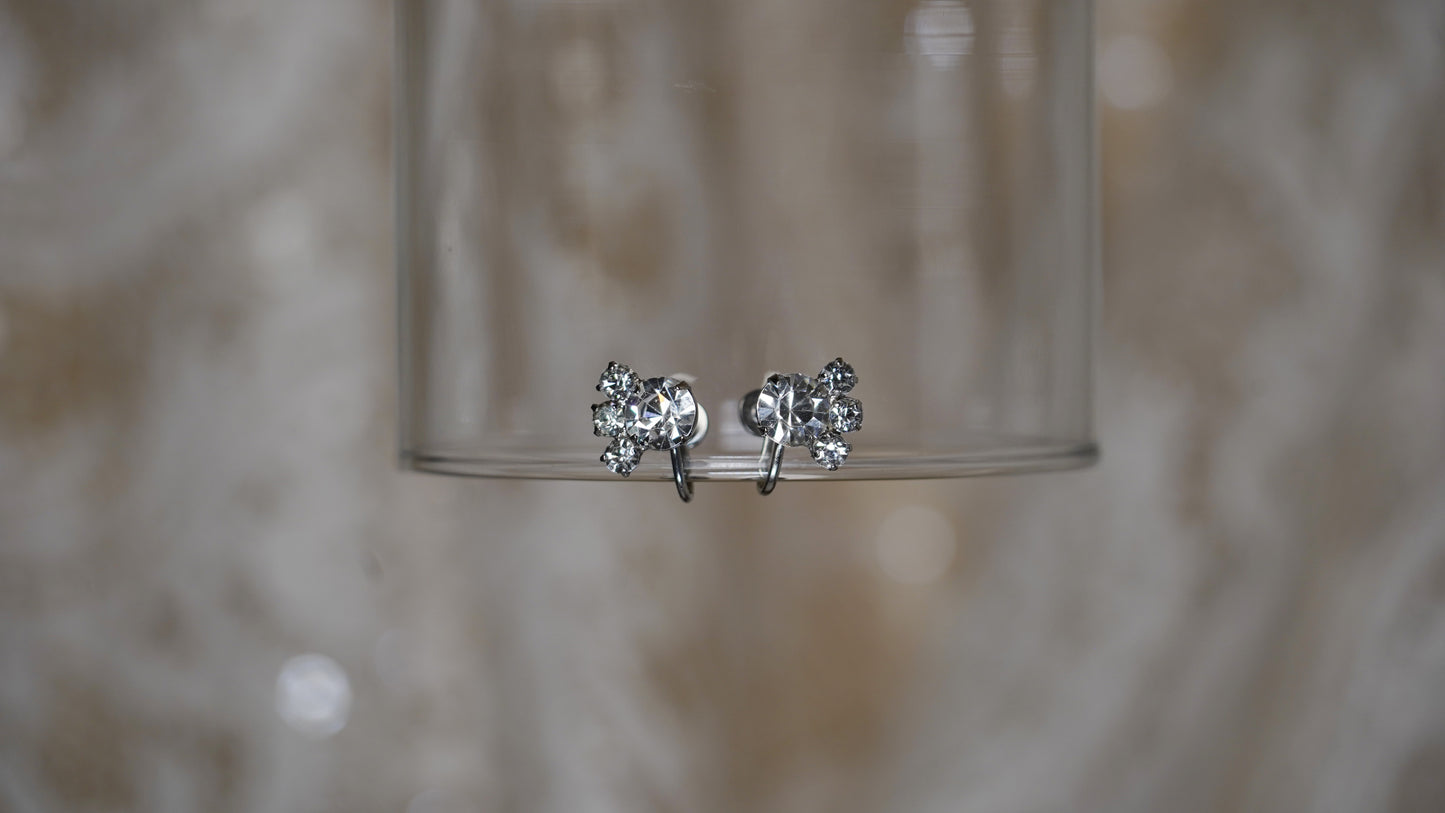 Crystal studs earrings