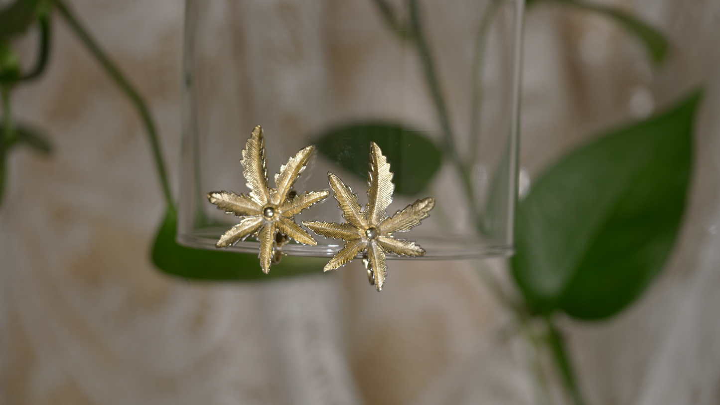 Golden palm earrings