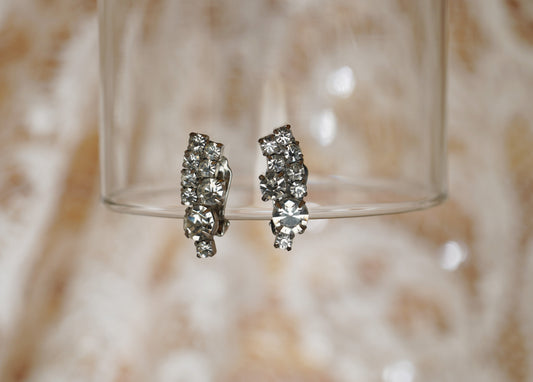 Exclaiming cascade earrings