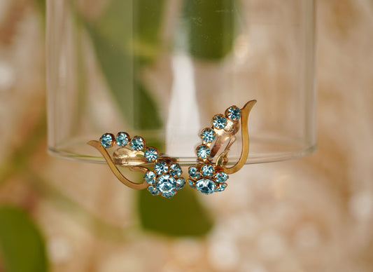 Dazzling aqua flower earrings